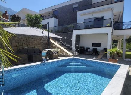 Casa para 420 000 euro en Dobra Voda, Montenegro