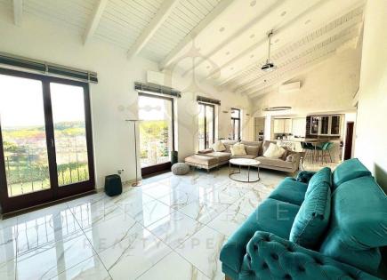 Villa for 792 568 euro in Budapest, Hungary
