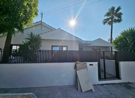 Haus für 5 800 euro pro Monat in Germasogeia, Zypern