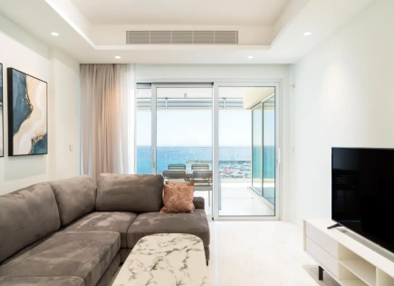 Apartamento para 1 600 000 euro en Parekklisia, Chipre