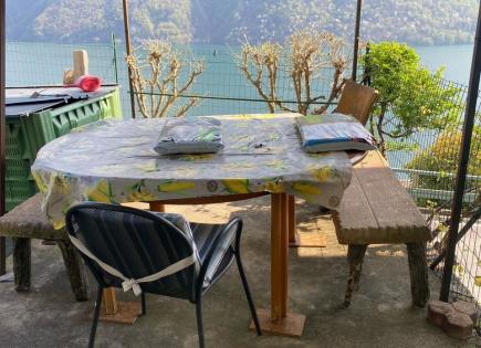 Villa for 700 000 euro in Valsolda, Italy