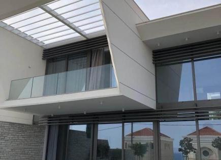 Haus für 6 500 euro pro Monat in Mouttagiaka, Zypern