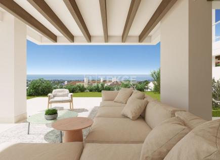Penthouse for 730 000 euro in Benahavis, Spain