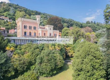 Schloß für 12 000 000 euro in Lesa, Italien