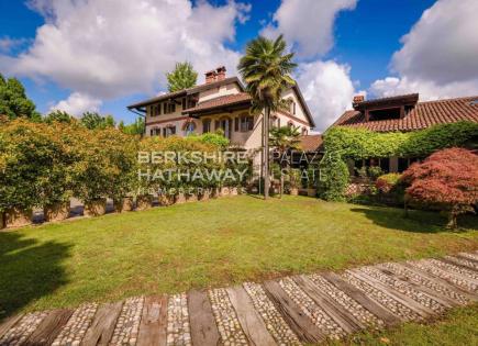 Finca para 5 500 000 euro en Novara, Italia