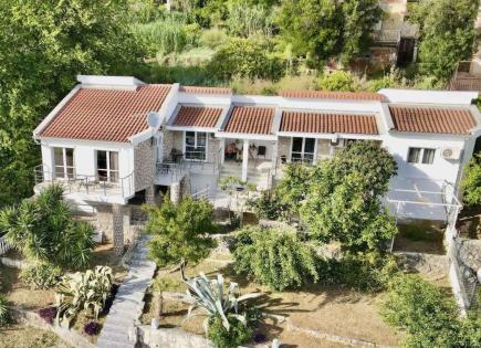 Hotel for 250 000 euro in Dobra Voda, Montenegro