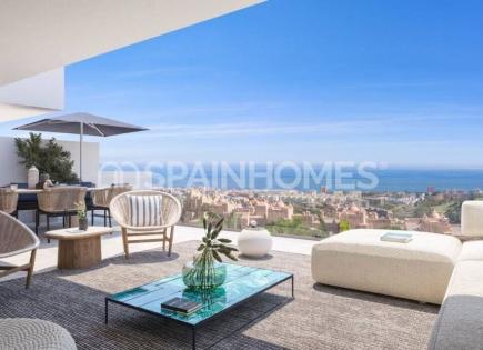 Apartment for 420 000 euro in Manilva, Spain