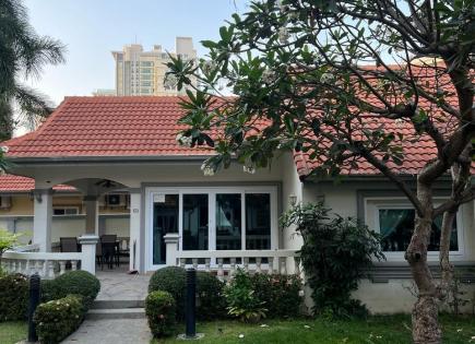Villa para 3 405 euro por mes en Pattaya, Tailandia