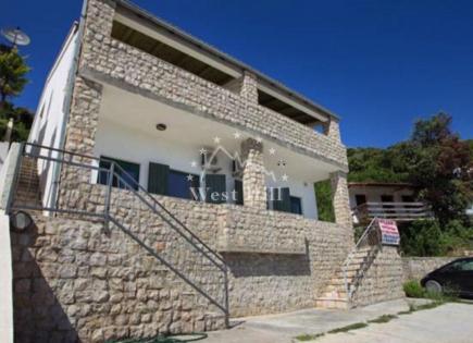 Casa per 255 000 euro a Utjeha, Montenegro
