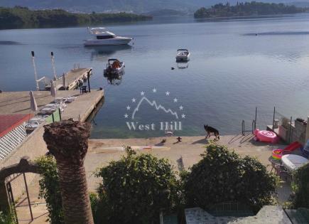 Casa para 3 300 000 euro en Krtole, Montenegro
