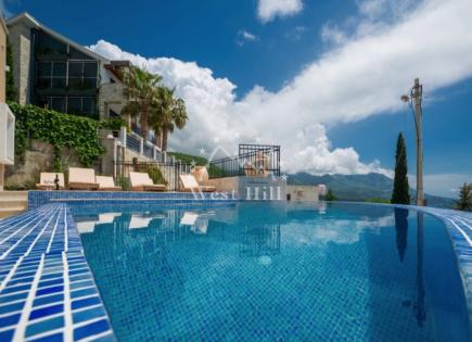 Casa para 550 000 euro en Becici, Montenegro