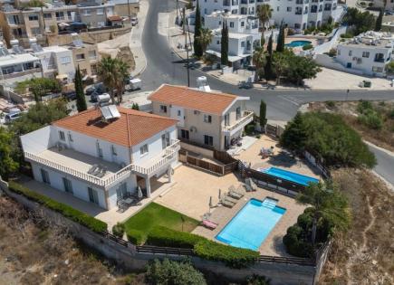 Villa per 780 000 euro a Paphos, Cipro
