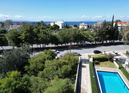 Terrain pour 2 200 000 Euro à Voula, Grèce