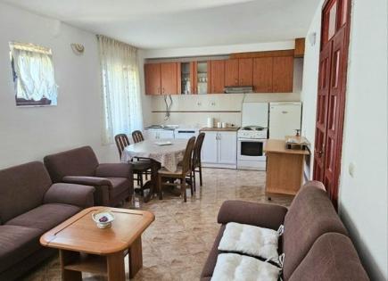 Maison pour 500 Euro par mois à Lastva, Monténégro