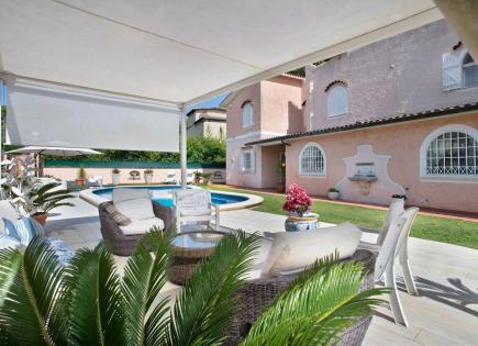 Villa for 2 300 000 euro in San Felice Circeo, Italy