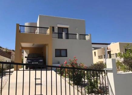 Villa per 520 000 euro a Paphos, Cipro