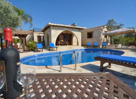 Bungalow für 1 180 000 euro in Paphos, Zypern