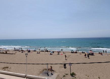 Apartment for 430 000 euro on Costa Daurada, Spain