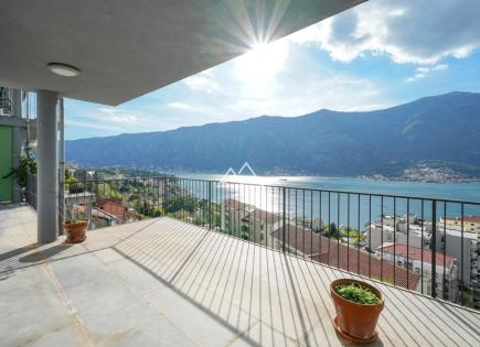 Apartamento para 595 000 euro en Dobrota, Montenegro