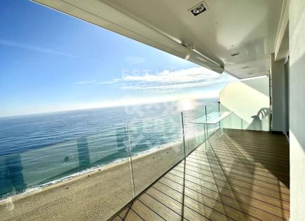 Appartamenti per 560 000 euro a Lloret de Mar, Spagna