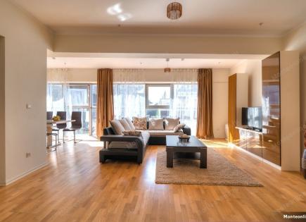 Piso para 457 500 euro en Budva, Montenegro