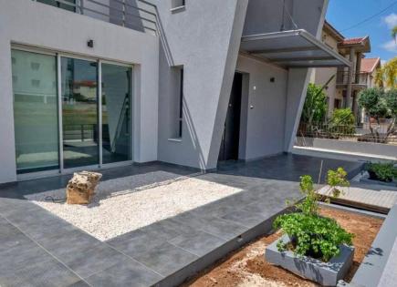 Haus für 3 000 euro pro Monat in Ypsonas, Zypern