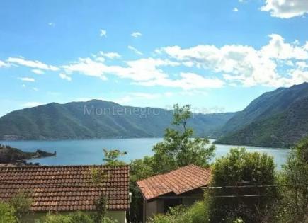 Terreno para 173 000 euro en Risan, Montenegro