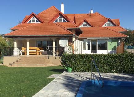 Haus für 549 450 euro in Keszthely, Ungarn