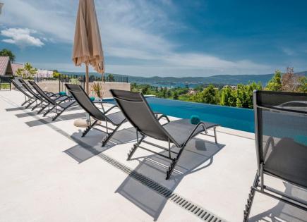 Villa pour 890 000 Euro à Tivat, Monténégro