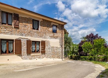 House for 220 000 euro in Italy