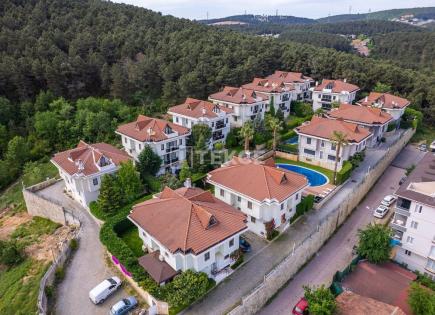Villa für 2 360 000 euro in Çekmeköy, Türkei