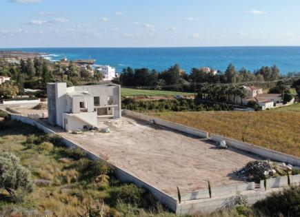 Villa for 2 450 000 euro in Paphos, Cyprus