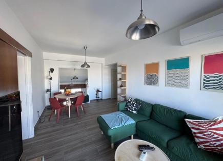 Appartement pour 1 800 Euro par mois à Agios Tychon, Chypre