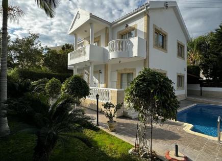 Casa para 3 500 euro por mes en Agios Tychon, Chipre