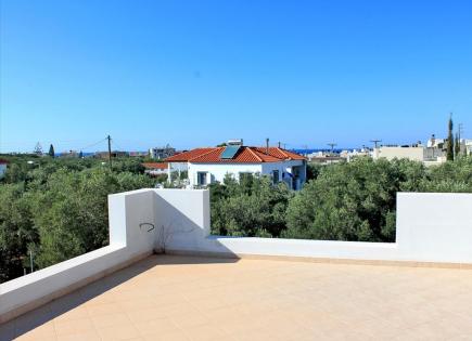 Maisonette for 470 000 euro in Anissaras, Greece