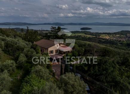 Villa pour 900 000 Euro à Tuoro sul Trasimeno, Italie