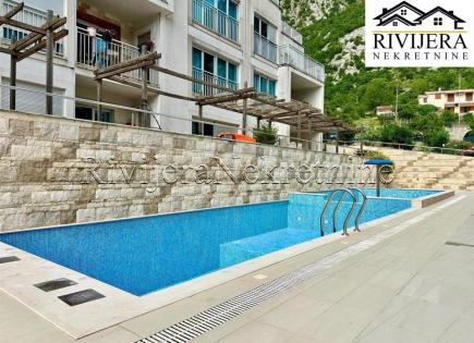 Flat for 189 000 euro in Dobrota, Montenegro