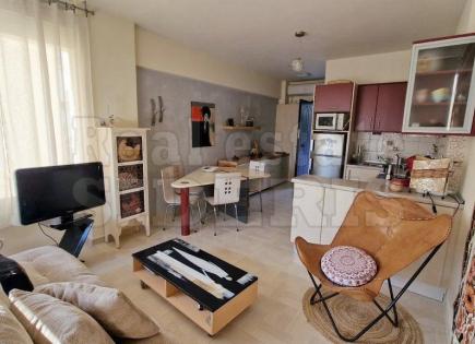 Apartment für 115 000 euro in Loutraki, Griechenland