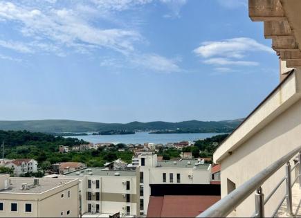 Appartamento per 465 000 euro a Tivat, Montenegro