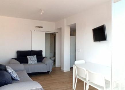 Apartment for 1 000 euro per month in Torre de la Horadada, Spain
