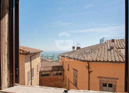 Apartment for 420 000 euro in Montepulciano, Italy