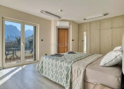 Apartment für 399 000 euro in Prkanj, Montenegro