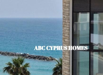 Penthouse for 2 200 000 euro in Paphos, Cyprus