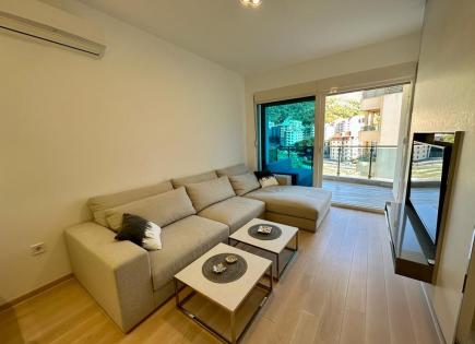 Piso para 198 000 euro en Becici, Montenegro