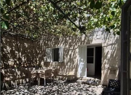 Haus für 750 000 euro in Dobrota, Montenegro