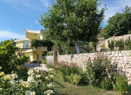 House for 500 000 euro in Dobra Voda, Montenegro