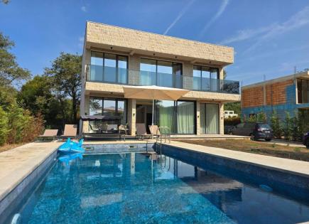 Villa for 3 500 euro per month in Kotor, Montenegro
