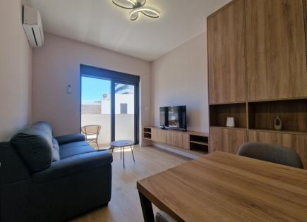 Appartement pour 800 Euro par mois à Becici, Monténégro