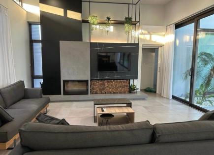 Maison pour 8 900 Euro par mois à Germasogeia, Chypre