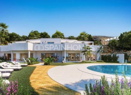 Apartment for 263 000 euro in Estepona, Spain